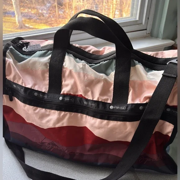 Like New: Lesportsac Weekender Duffle Bag - Picture 2 of 6